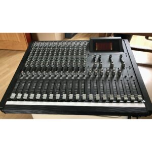Alquiler mesa mezclas fostex 812 12 canales
